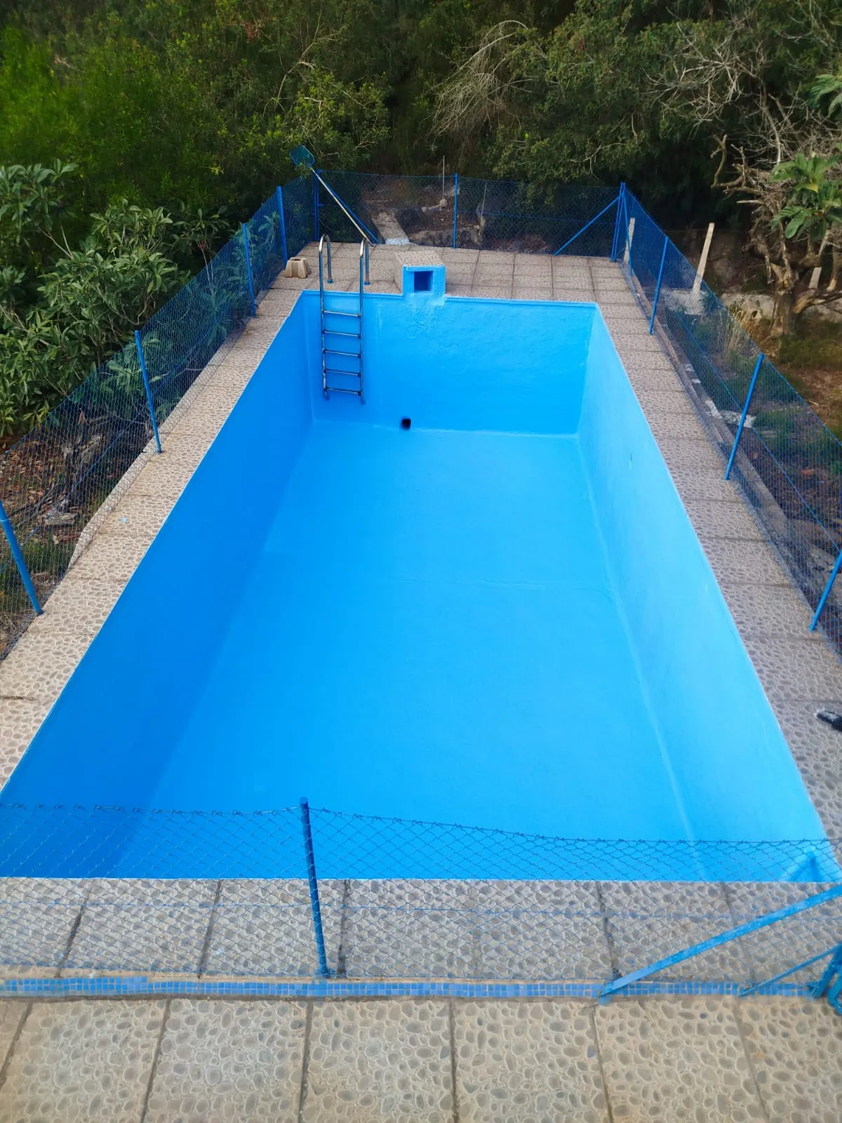 Piscina pintada